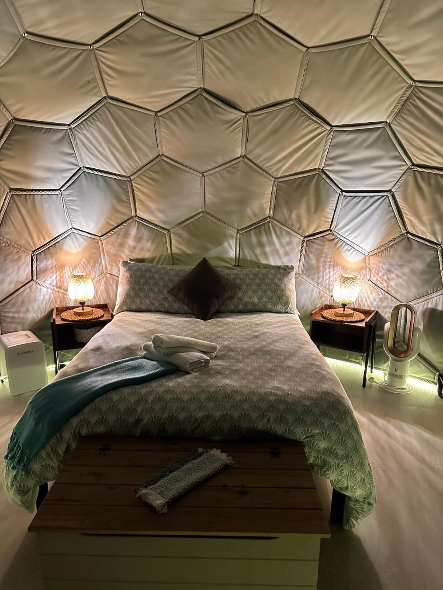 Deerstone Glamping-Boulsworth Hill Dome Hot Tub Hotel Earby Exterior photo